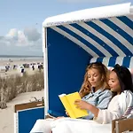 מלון Wyn. Strandhotel Sylt 4*