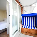 Wyn. Strandhotel Sylt