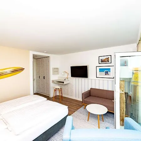 Wyn. Strandhotel Sylt Otel