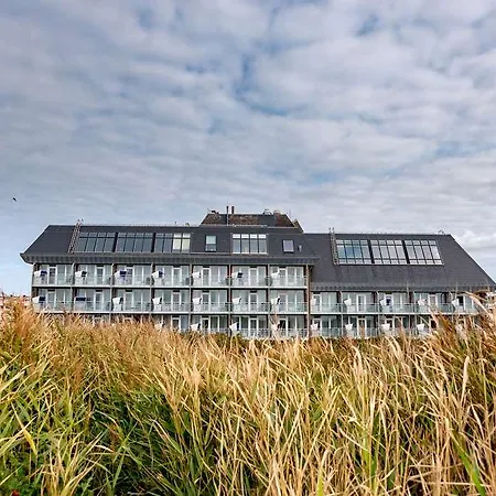 Wyn. Strandhotel Sylt 4*