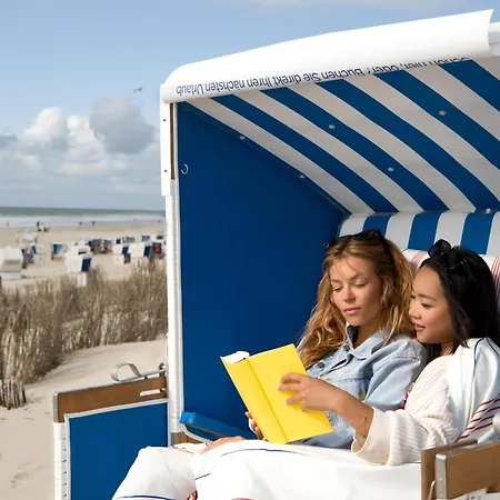 Otel Wyn. Strandhotel Sylt 4*